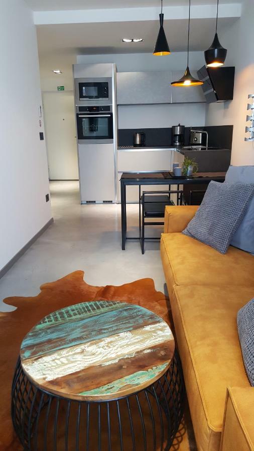 Apartman Vip, With Free Garage Parking Pula Buitenkant foto