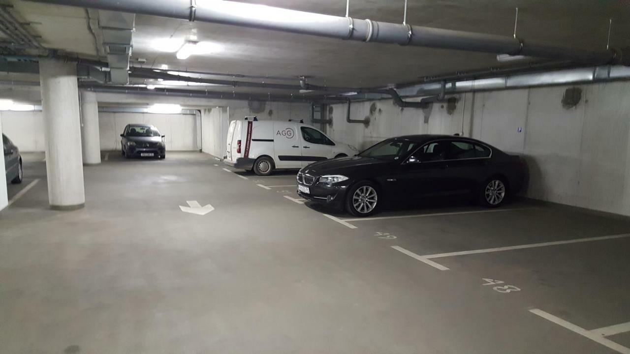 Apartman Vip, With Free Garage Parking Pula Buitenkant foto