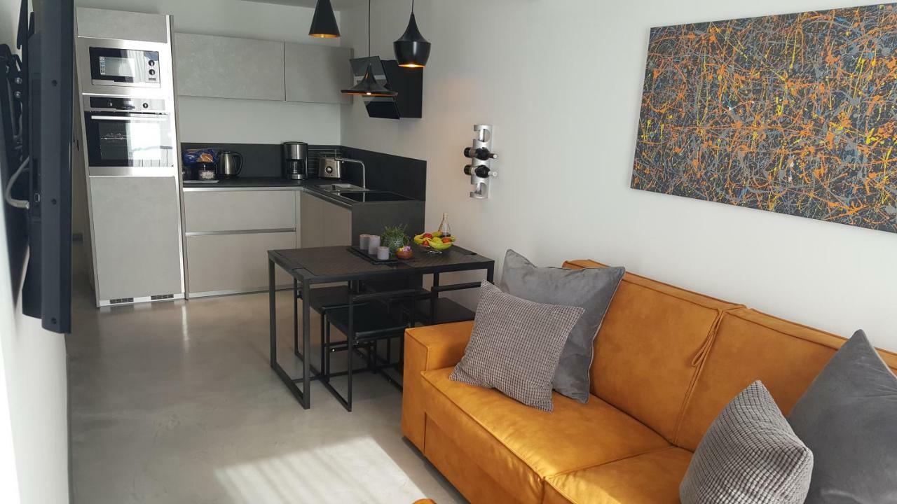 Apartman Vip, With Free Garage Parking Pula Buitenkant foto