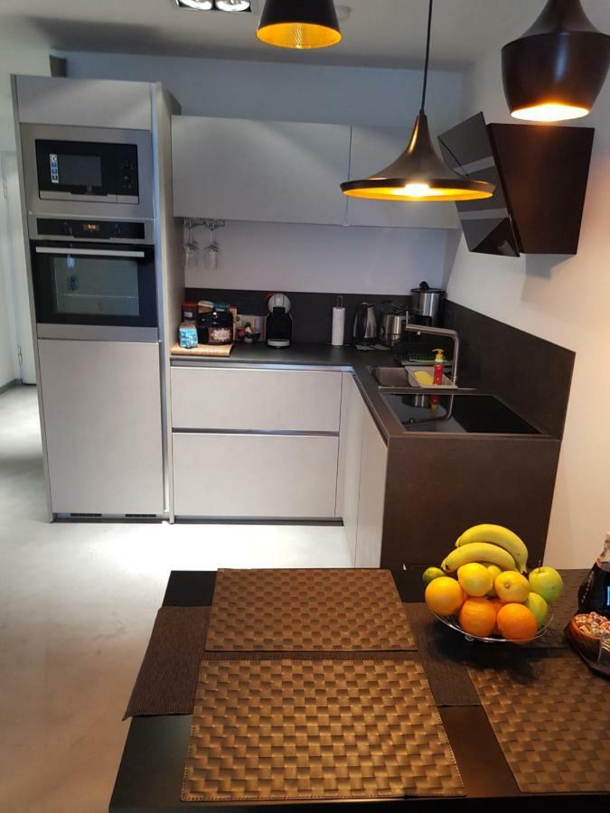 Apartman Vip, With Free Garage Parking Pula Buitenkant foto